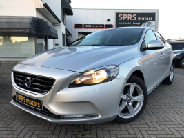 VOLVO V40 1,6D   15/11/2012   118.637 KM