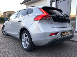 VOLVO V40 1,6D   15/11/2012   118.637 KM