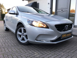 VOLVO V40 1,6D   15/11/2012   118.637 KM