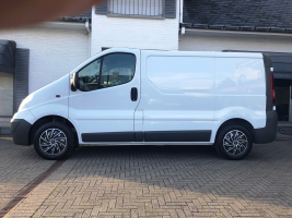 OPEL VIVARO LICHTEVRACHT 2,0CDTI  SLECHTS 115.130 KM  6500 EURO ALL IN