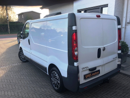 OPEL VIVARO LICHTEVRACHT 2,0CDTI  SLECHTS 115.130 KM  6500 EURO ALL IN