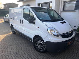 OPEL VIVARO LICHTEVRACHT 2,0CDTI  SLECHTS 115.130 KM  6500 EURO ALL IN