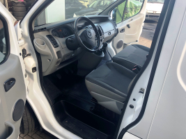 OPEL VIVARO LICHTEVRACHT 2,0CDTI  SLECHTS 115.130 KM  6500 EURO ALL IN