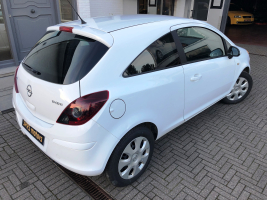 OPEL CORSA 1,3 CDTI  EURO 5  27/05/2013  LICHTEVRACHT