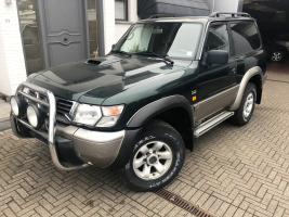 NISSAN PATROL GR TD-6  LICHTEVRACHTWAGEN  SLECHTS 122.653 KM  / 3000 EURO