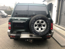 NISSAN PATROL GR TD-6  LICHTEVRACHTWAGEN  SLECHTS 122.653 KM  / 3000 EURO