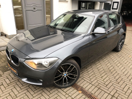 BMW 114I BENZINE  29/11/2013   SLECHTS   56,011 KM     /  10600 EURO