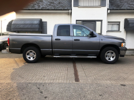 DODGE RAM 1500   08/12/2003   156775 KM   VOOR HANDELAAR